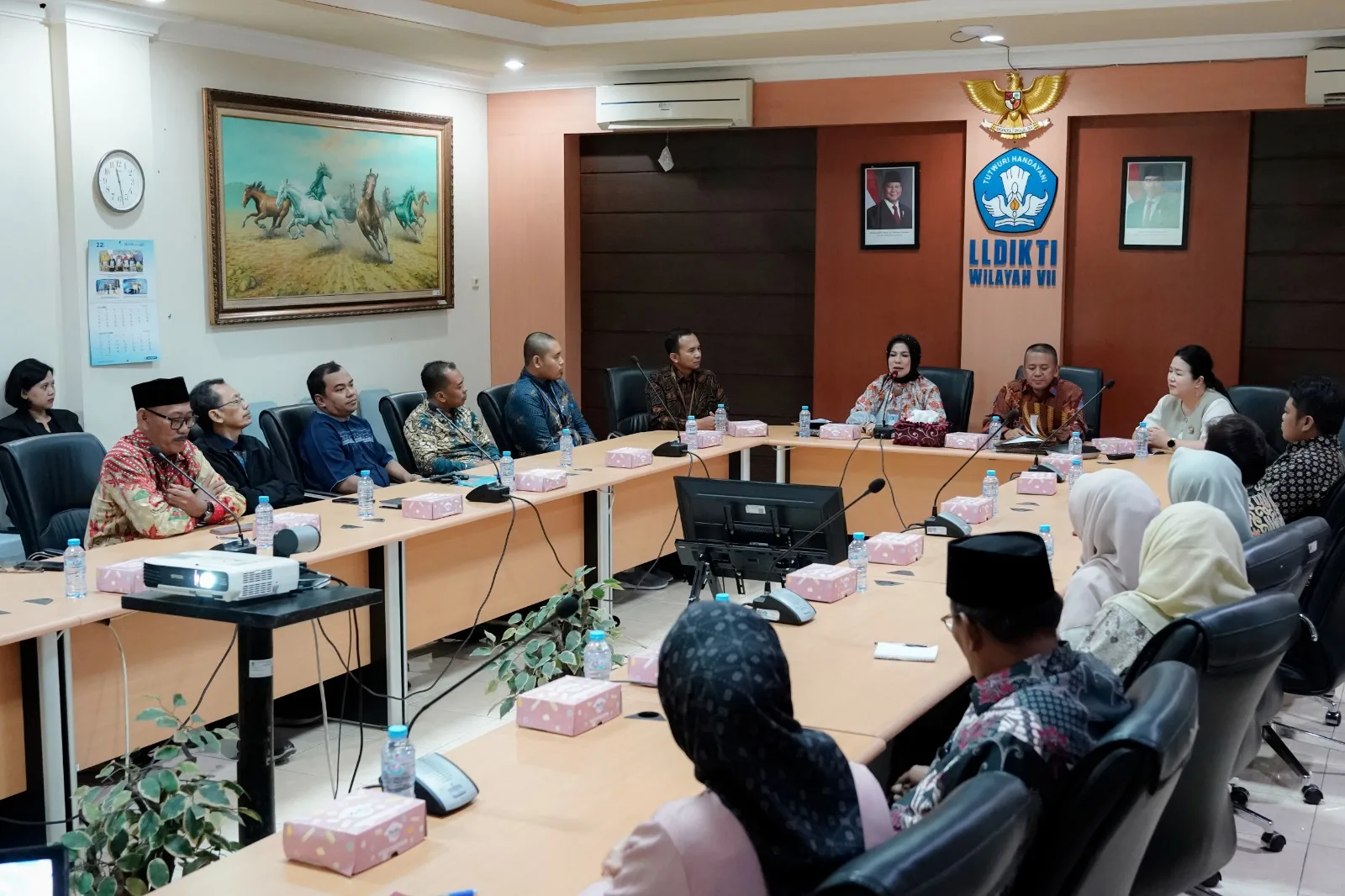 Kepala LLDIKTI Wilayah VII, Prof. Dr. Dyah Sawitri, S.E., M.M. menjembatani kolaborasi Unikama dan perusahaan Tiongkok dalam pengembangan program magang mahasiswa. (Foto/dok.)