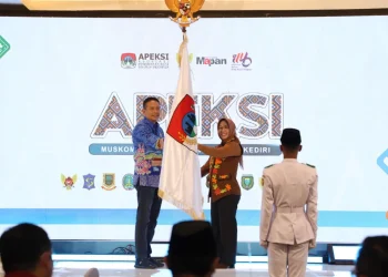 Wali Kota Malang, Wahyu Hidayat dikukuhkan sebagai Ketua Komwil IV Apeksi. (Foto/dok. Prokopim Setda Kota Malang)