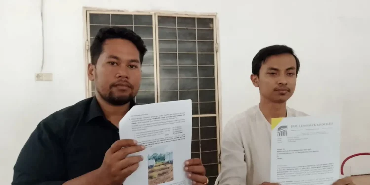 Kuasa hukum korban, Burhanuddin mengungkap kasus developer bodong di Malang. (Foto/M Sholeh)