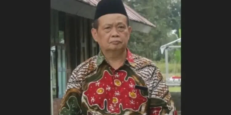 Almarhum KH Muhammad Imam Aziz