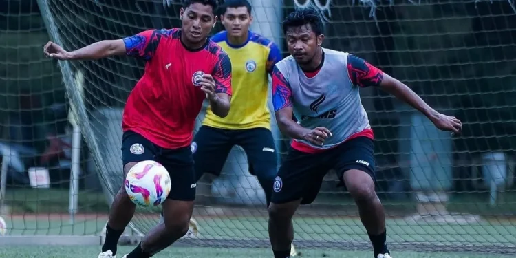 Arema FC vs Liga Indonesia All Star