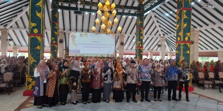 Bupati Malang foto bersama