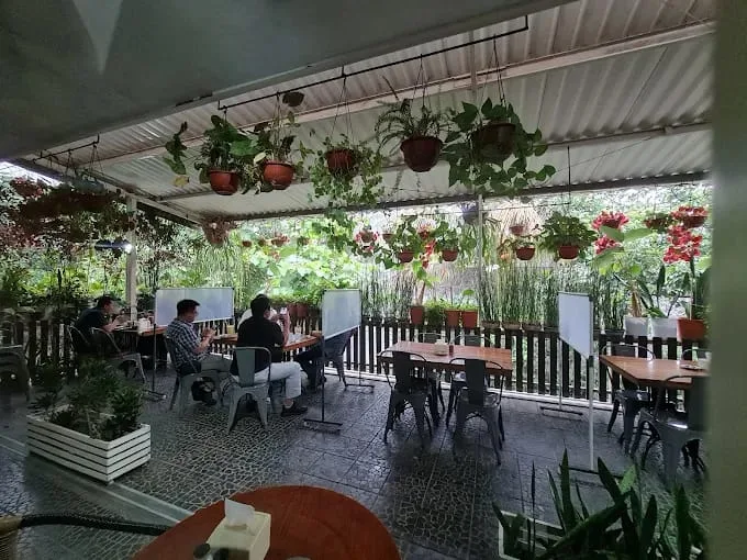 8 Oz Coffee Studio Malang