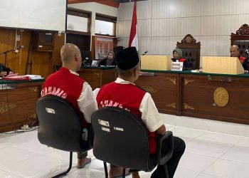 Sidang perdana 2 terdakwa kasus pemerasan pengurus Ponpes di Kota Batu. Foto: Kejari Kota Batu