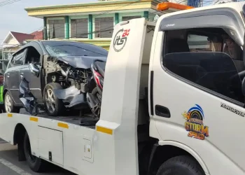 Sepeda motor vs Mobil