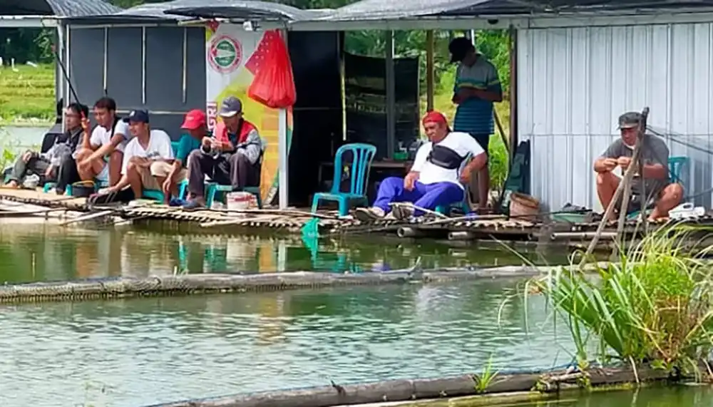 Pemancingan Waduk Karangkates