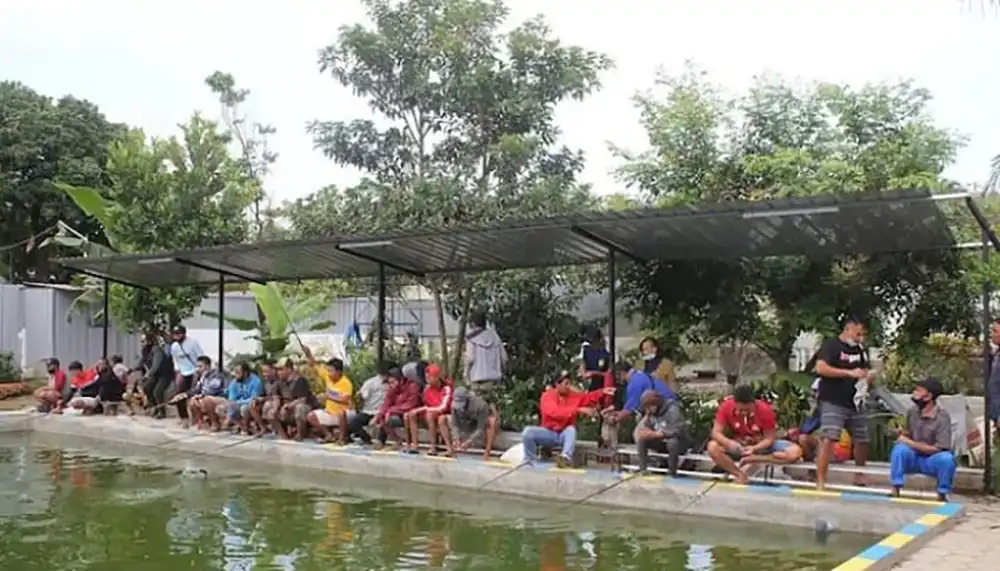 Kolam Pemancingan Kang Dur Tumpang
