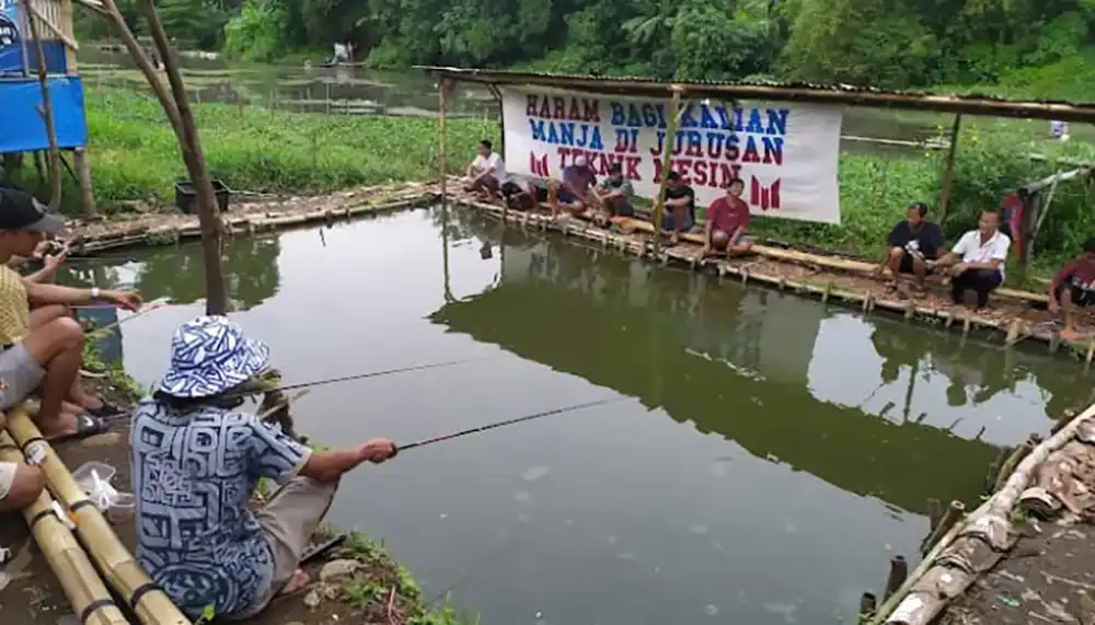 Spot Pemancingan Wendit Pakis