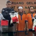 Pengedar Pil dobel L