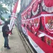 Pedagang bendera di Kota Batu