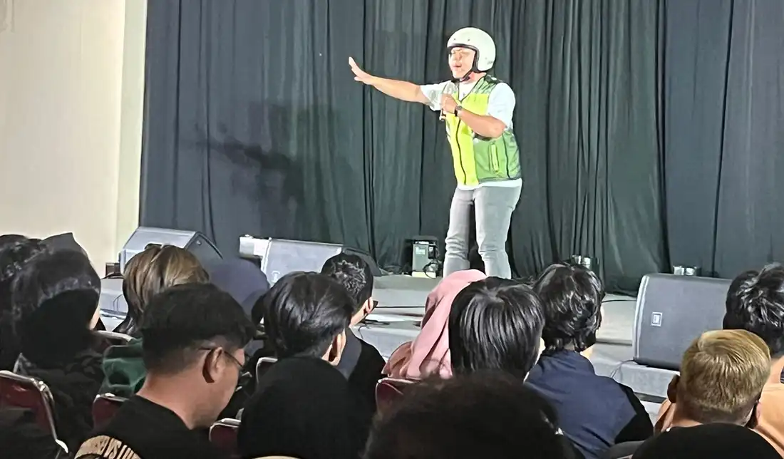 Penampilan pembuka