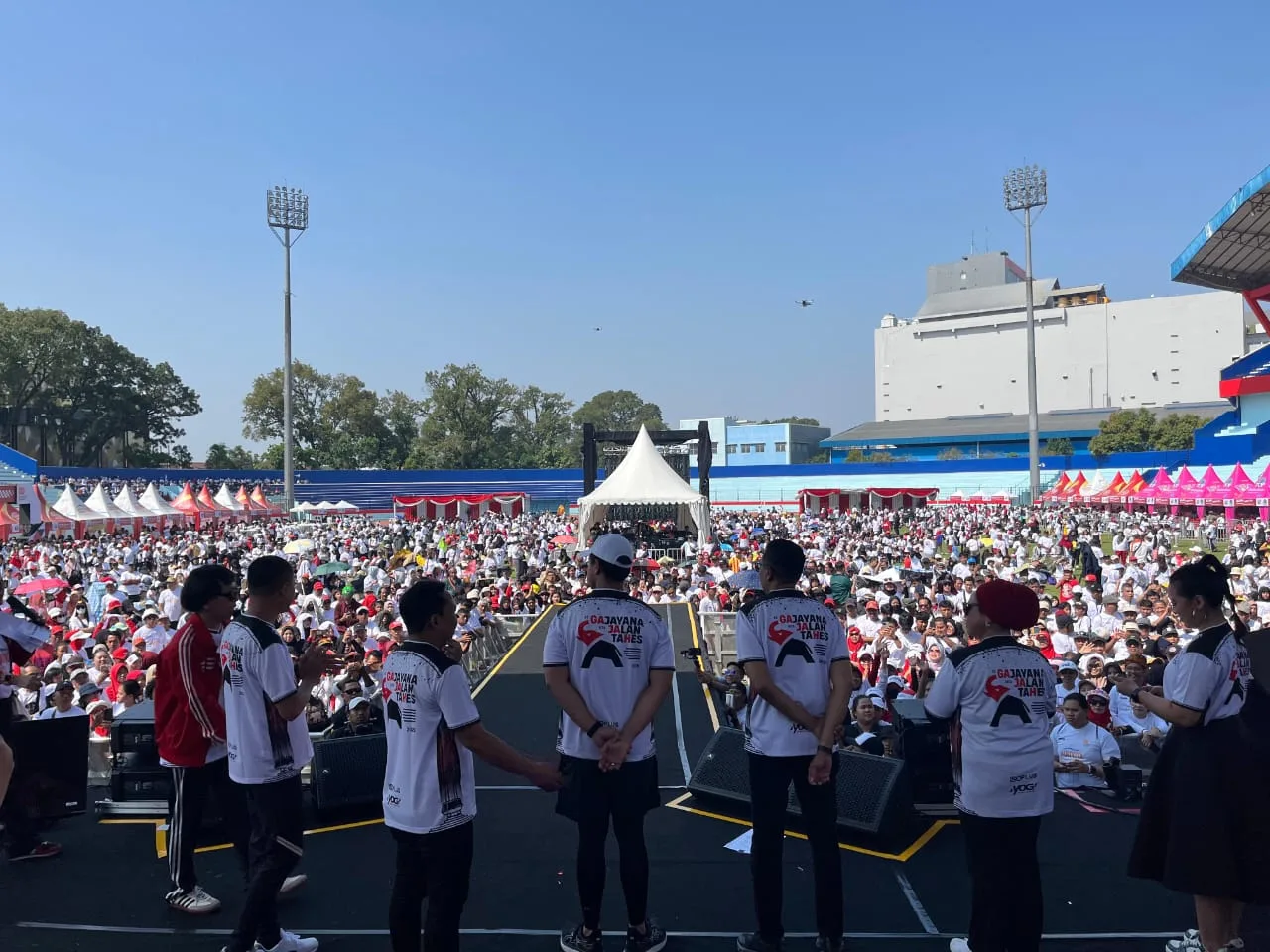 Animo masyarakat dalam acara Gajayana Jalan Tahes 2025 untuk 1.000 Event Kota Malang. (Foto/M Sholeh)