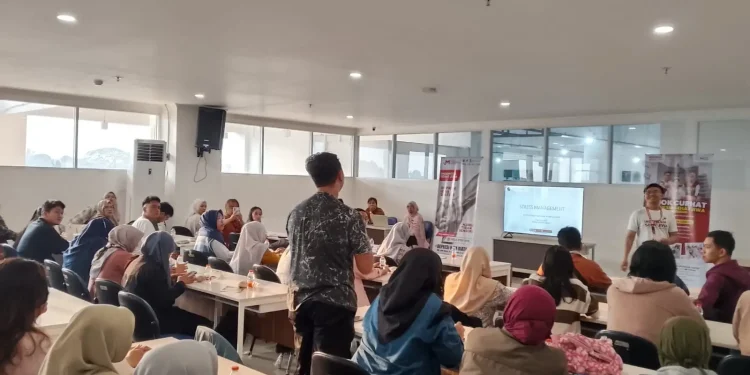 Seminar kampanye peningkatan kesadaran kesehatan mental di MCC. (Foto/M Sholeh)