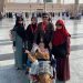 Walid El Umar Sabiladin bersama keluarga yakni istri Nur Azizah dan anak-anaknya. Foto: Irham Thoriq
