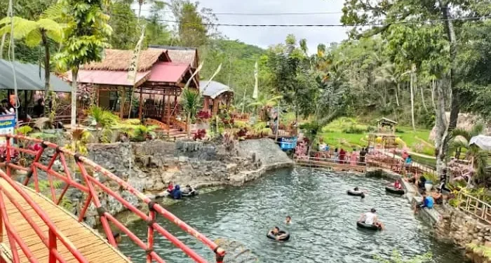 Rekomendasi wisata Wonosari, Kabupaten Malang yang cocok dijadikan destinasi berwisata bersama keluarga./Foto: Google Review Umbulan Tanaka/Wahyu Nurramadan.
