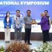 Wali Kota Nurochman saat membuka simposium international ACLA dan AAC 2025. Foto: Prokopim KWB