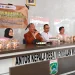 Rektor Unikama, Dr. Sudi Dul Aji, M.Si (dua dari kiri) mengapresiasi kerja keras mahasiswa dan dukungan masyarakat dalam kegiatan Monev program KKN Unikama 2025./Foto: Dok.Unikama