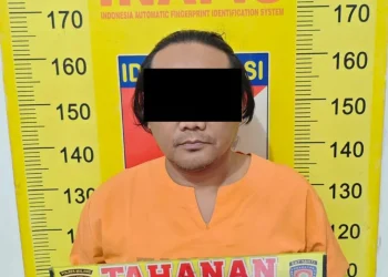 Tersangka penanaman ganja MRS usai diamankan polisi. Foto: Polres Malang