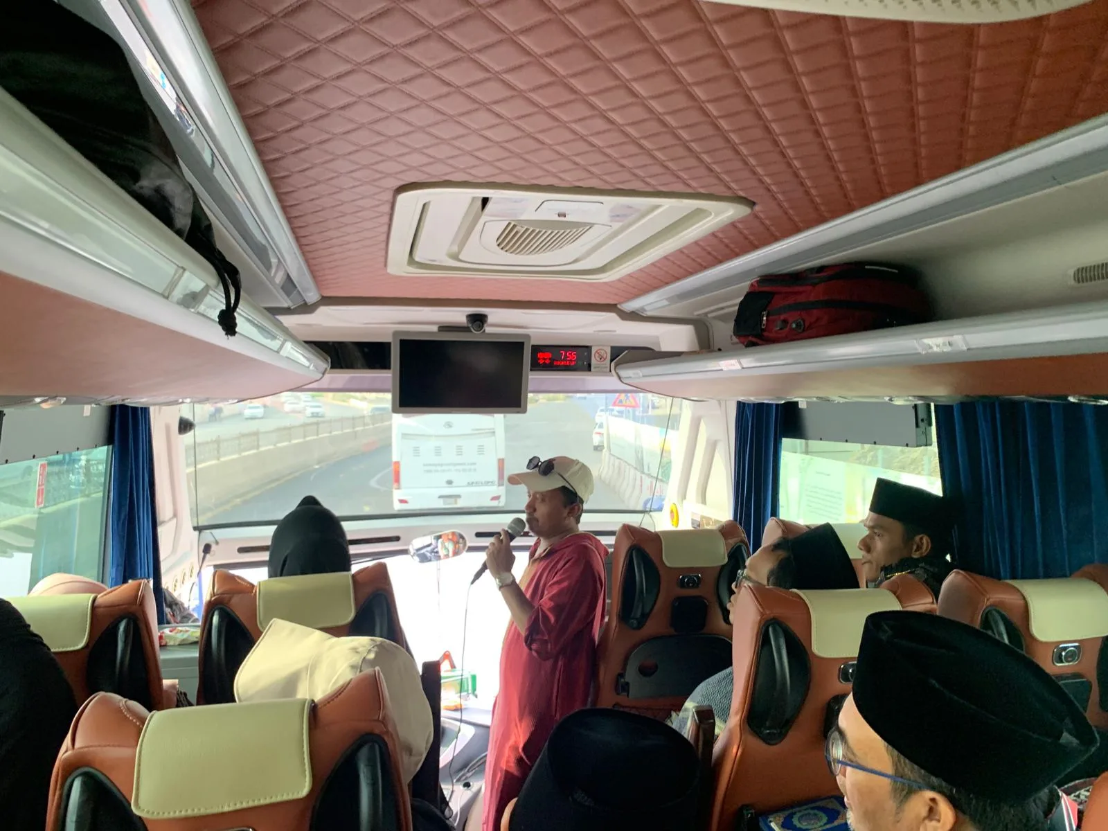 Suasana city tour di Kota Madinah, kamis (21/8/2025).