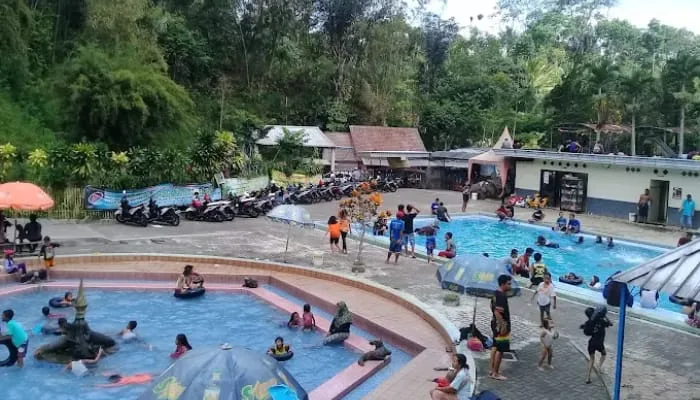 Pemandian Selo Agung Wonosari./Foto: Google Review/Agung S.Wijaya.