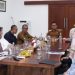 Wali Kota Batu Nurochman saat membahas sustainable tourism bersama Yayasan Kiraku. Foto: Prokopim KWB