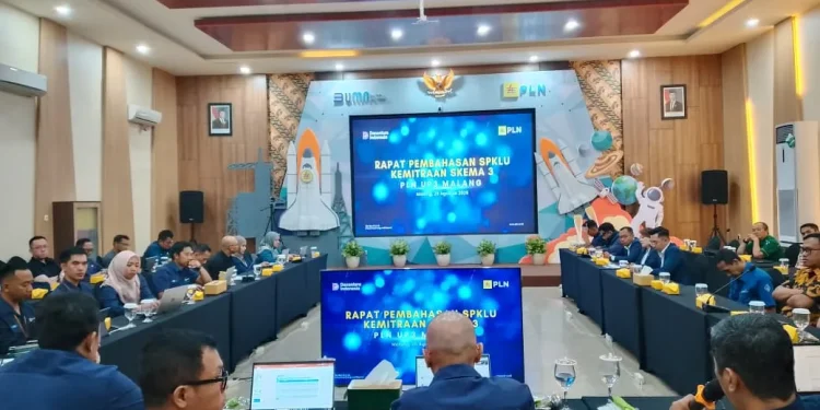 Acara rapat pembahasan SPKLU oleh PLN UP3 Malang. Foto/Lailatul Hikmah A