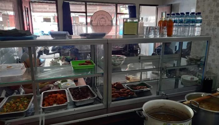 Warung Bu Kusman Lama./Foto: Google Review.