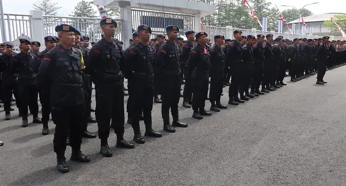 Sebanyak 1.402 personel disiagakan untuk pengamanan pertandingan Arema FC vs PSBS Biak di Stadion Kanjuruhan. Foto: Polres Malang