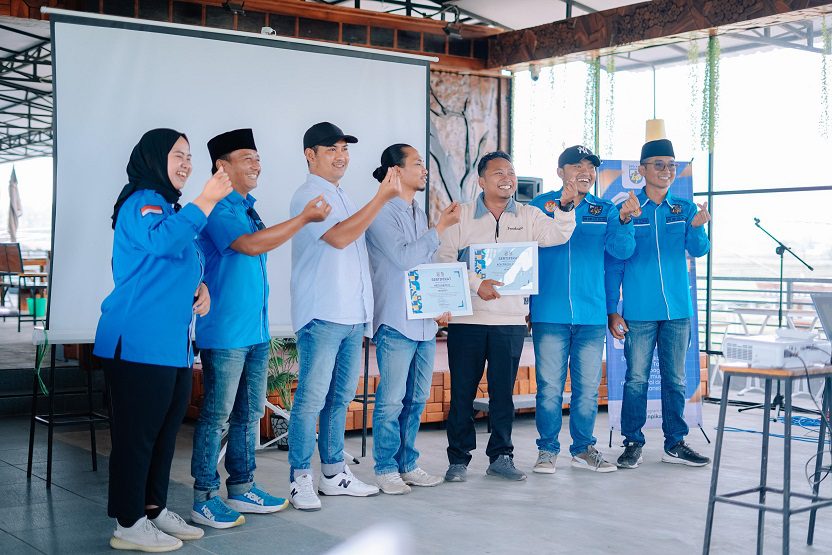 Para pembicara berfoto bersama dengan pengurus KNPI. Foto/dok. KNPI