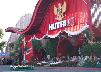 Upacara peringatan HUT RI ke-80 Jatim Park Group di Baloga. Foto: Dok. Jatim Park Group
