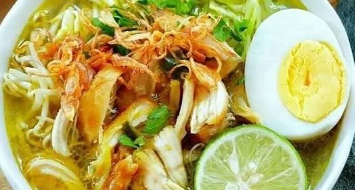 Rekomendasi Soto Lamongan di Malang yang lezat dan otentik. /Foto: Pinterest/Tri Hatmi Azani.