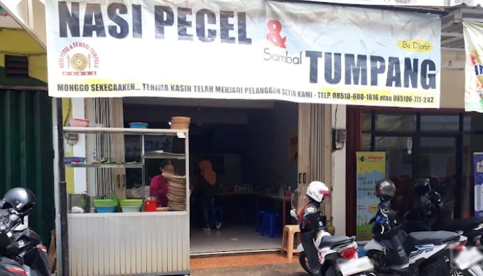 Warung Pecel Sambal Tumpang Bu Djarot Dinoyo./Foto: Google Review.