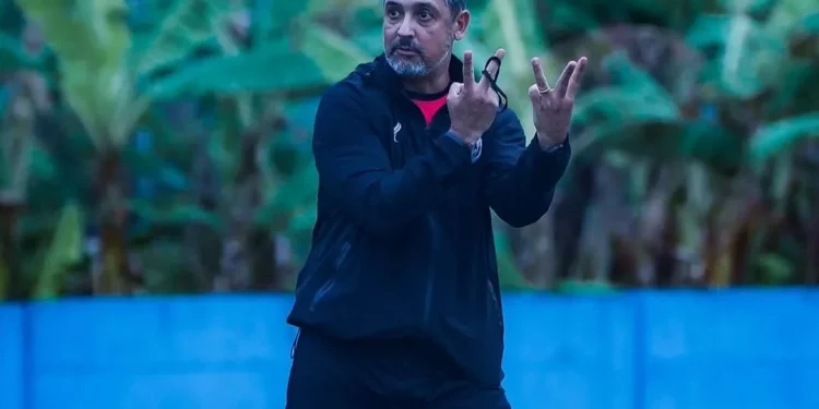 Menjamu PSBS Biak, Marco Santos janjikan Arema FC bakal tampil beda di pekan perdana BRI Super League 2025/2026. /Foto: Instagram @aremafcofficial