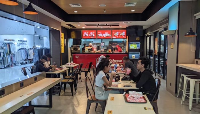 Richeese Factory Dinoyo./Foto: Google Review/Achmad Dill.