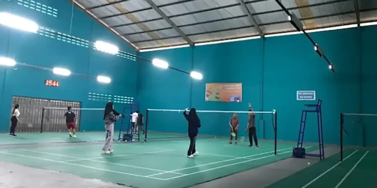 Rekomendasi lapangan badminton