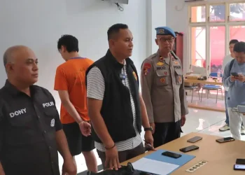 Mengaku Anggota Brimob