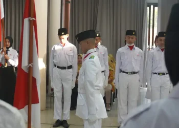 Paskibra SMKN 2 Malang resmi dikukuhkan