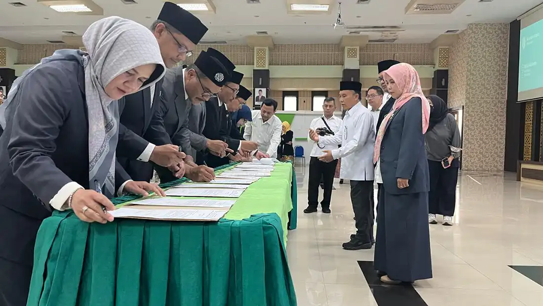 Prosesi pelantikan 