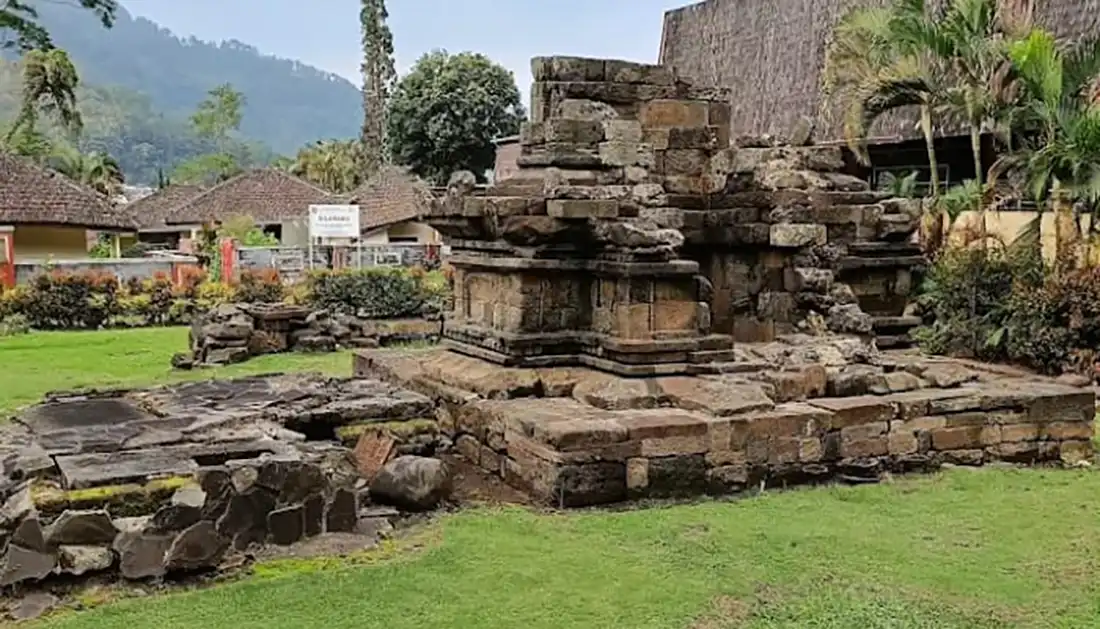 Candi Songgoriti