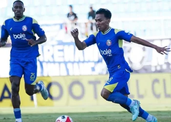 Prediksi susunan pemain Arema FC vs Persib Bandung di pekan ke-6 BRI Super League 2025/2026. /Foto: Instagram @aremafcofficial.
