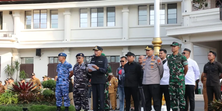 Wali Kota Malang, Wahyu Hidayat memimpin Apel Siaga Patroli Cipta Kondisi. (Foto/dok. Prokopim Setda Kota Malang)
