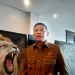 Wali Kota Malang, Wahyu Hidayat saat menghadiri pameran lukisan di Ascent Priemer Hotel Malang. (Foto/M Sholeh)