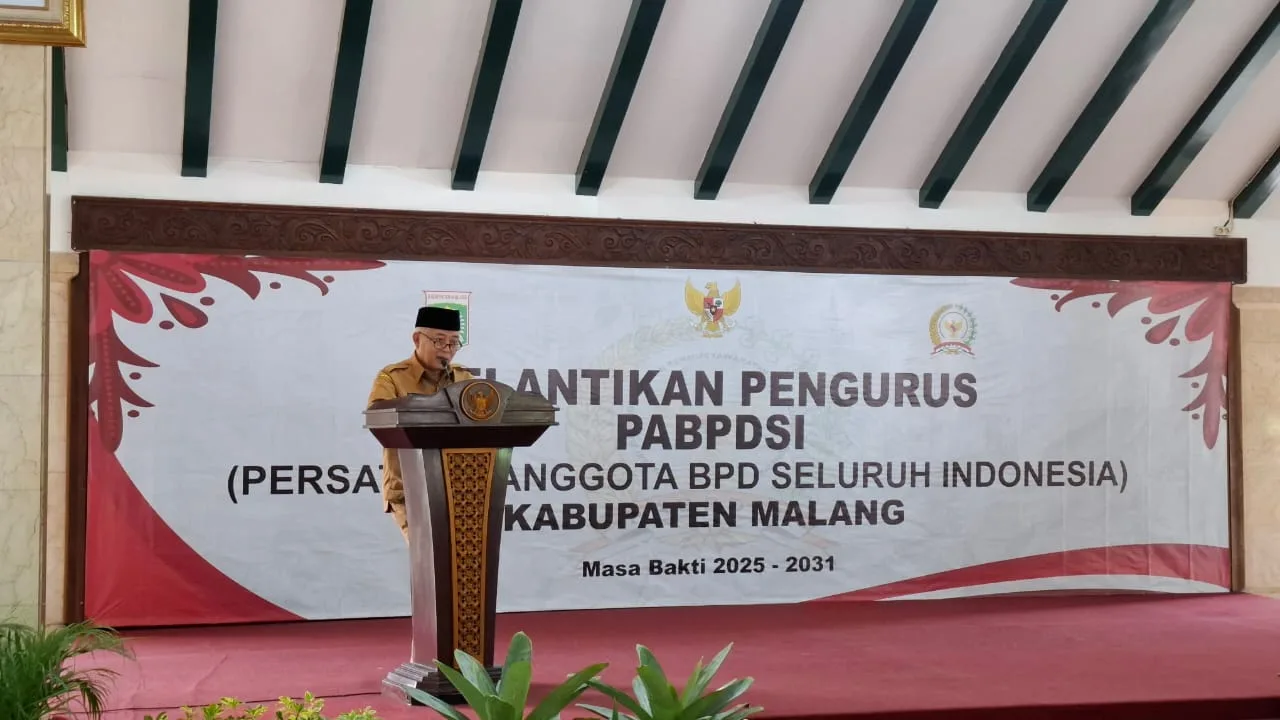 Bupati Malang, Sanusi memberikan sambutan usai prosesi pelantikan. Foto: Aisyah Nawangsari Putri