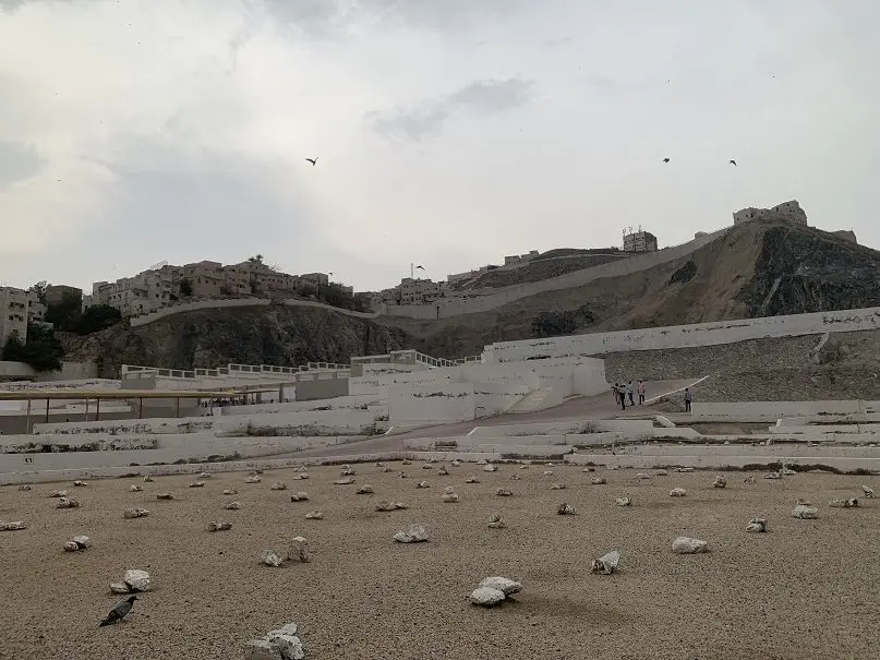 Suasana sore hari di Jannatul Ma’la yang berada di Kota Makkah pada akhir Agustus lalu. Di tempat ini dimakamkan sejumlah ulama’ asal Indonesia salah satunya KH Maimoen Subair. Foto/Irham Thoriq