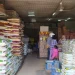 Penjual beras premium di pasar Kota Batu. Foto: Azmy