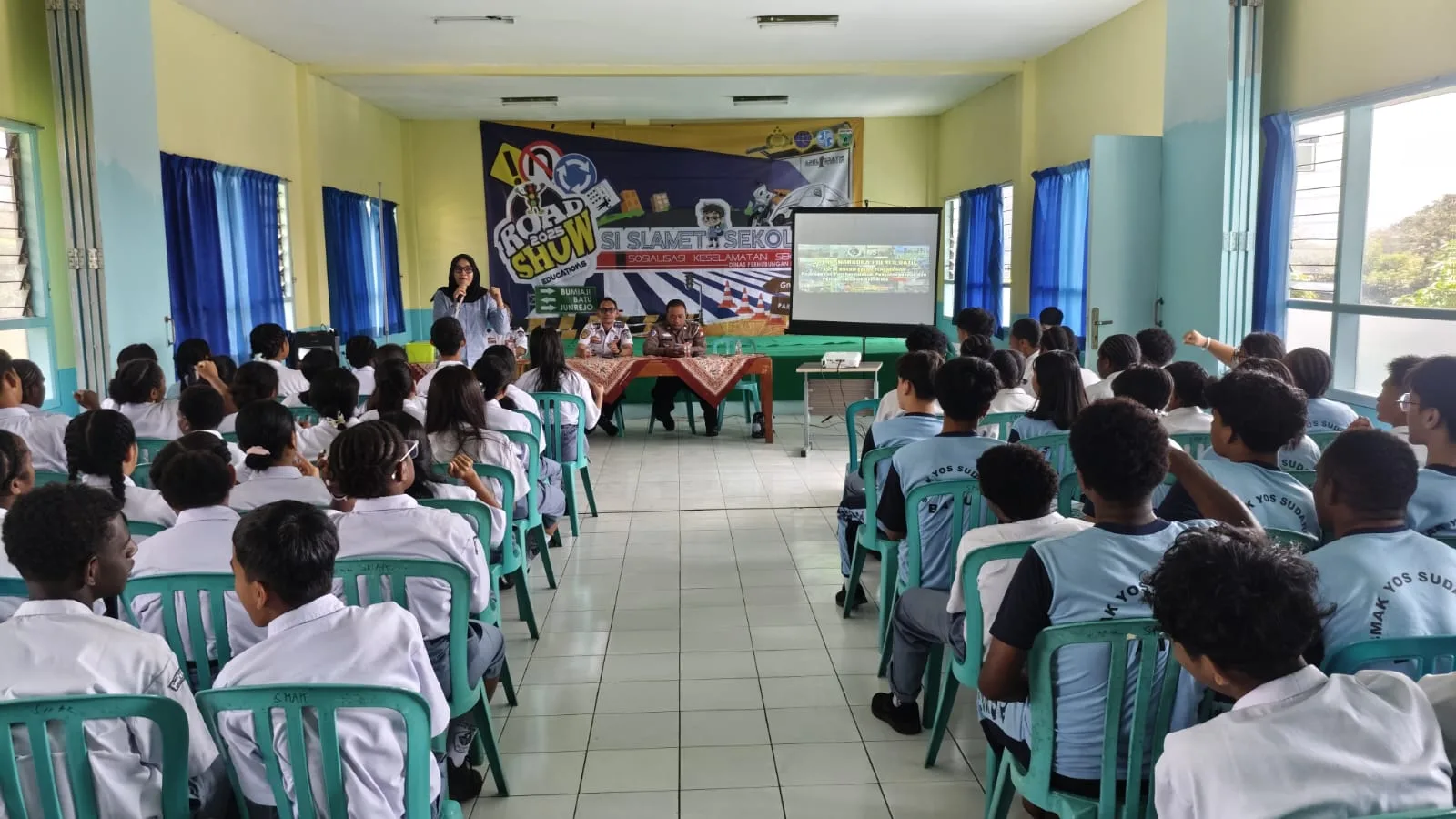 Penyuluhan bahaya narkoba oleh Satreskoba Polres Batu. Foto: Azmy