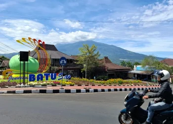 Penampakan revitalisasi taman median jalan di Jalan Sultan Agung Kota Batu. Foto: Azmy