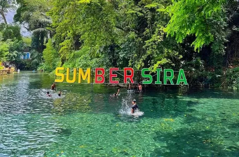 Pemandian Sumber Sira. Foto/Review Google