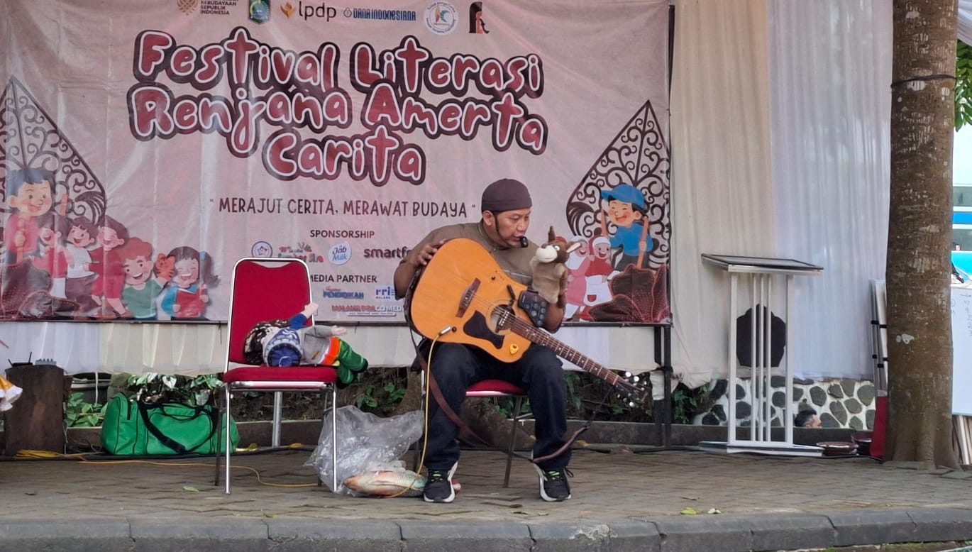 Pendongeng Heru Prakoso 