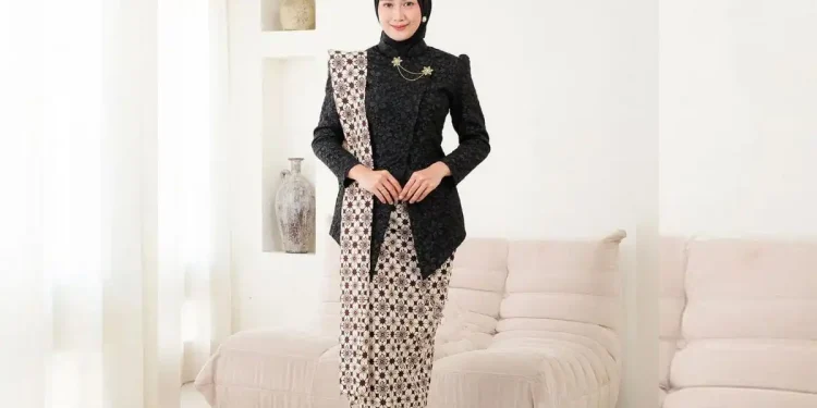 Kebaya/pinterest